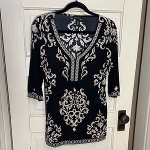 White House Black Market Elegant Black and Cream Tunic Top size small